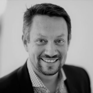 Sébastien Bruckert, Expert en management IT de la gestion de la relation client